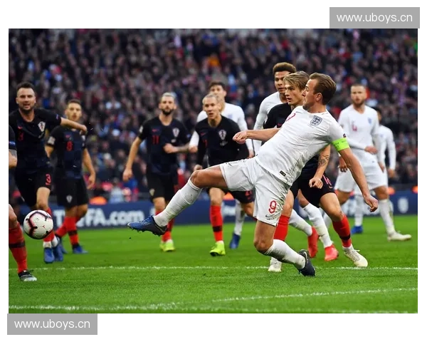 英格兰足球联赛发展历程与现代职业体系的形成分析 英格兰足球联赛发展历程与现代职业体系的形成分析